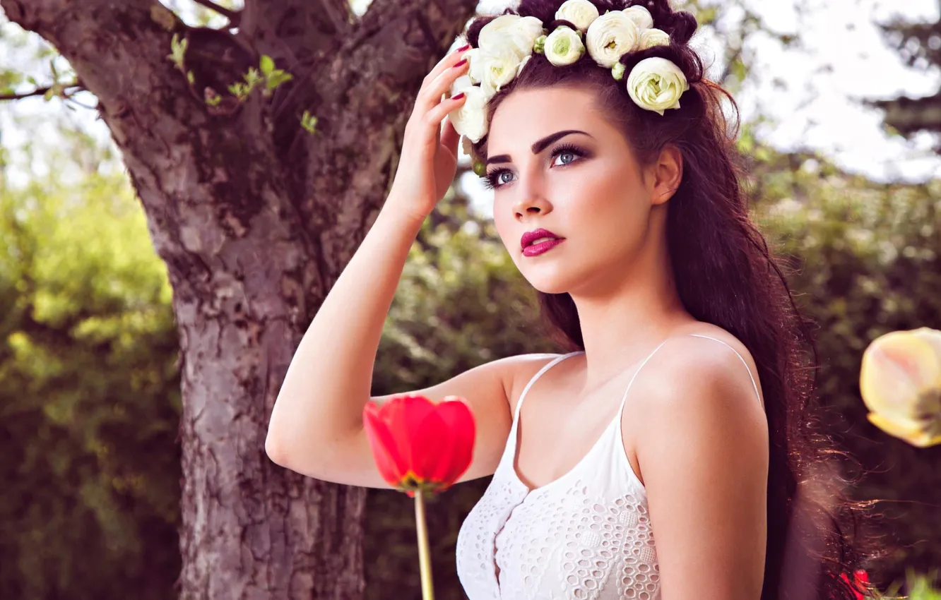 Photo wallpaper girl, trees, nature, roses, hair. flowers, makeup. lips. look