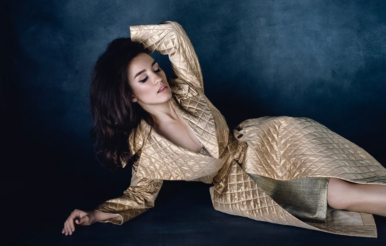 Photo wallpaper pose, singer, Victoria Dayneko