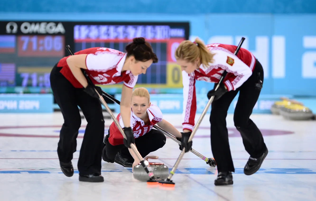 Photo wallpaper look, girls, stone, the game, ice, Russia, slide, RUSSIA