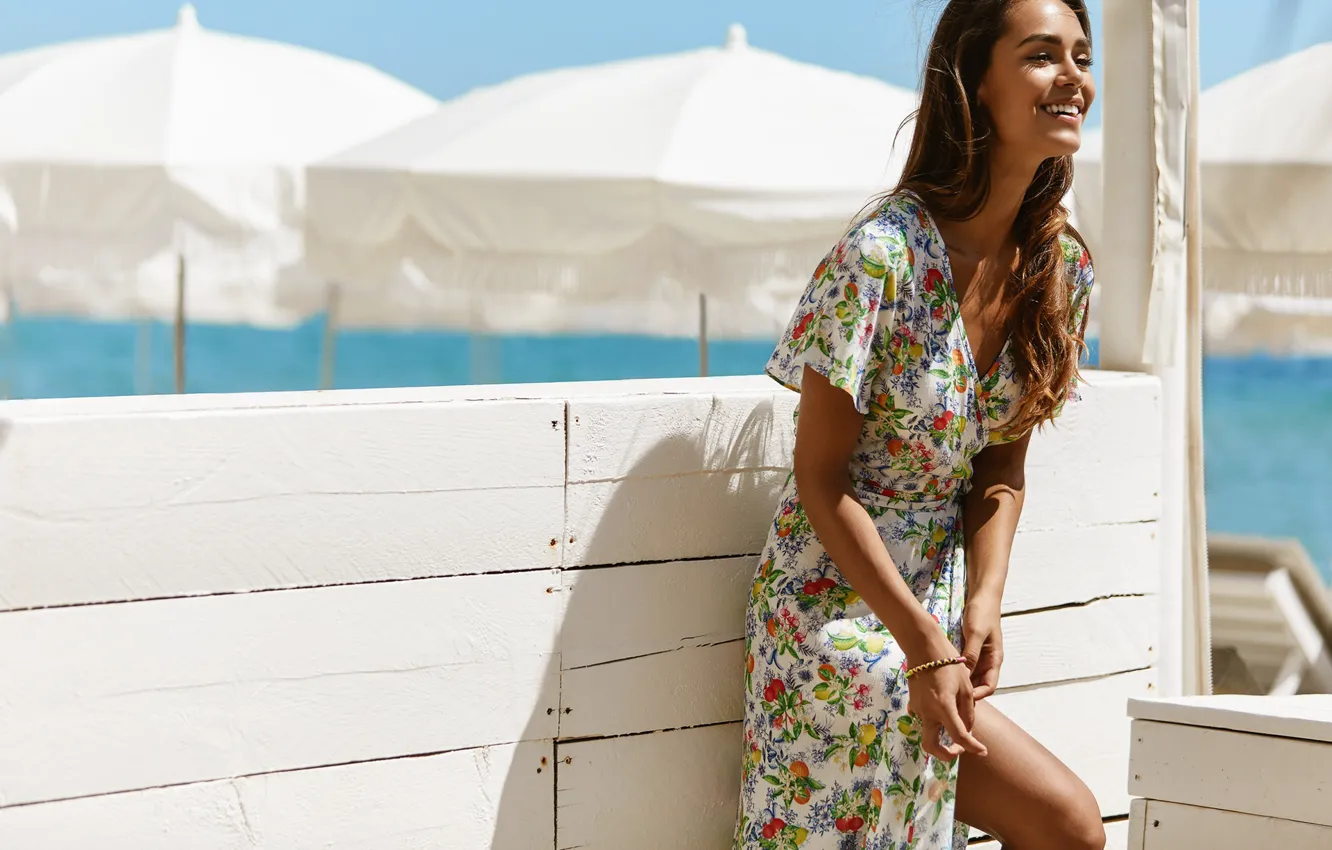 Photo wallpaper girl, eyes, smile, model, beauty, lips, face, hair