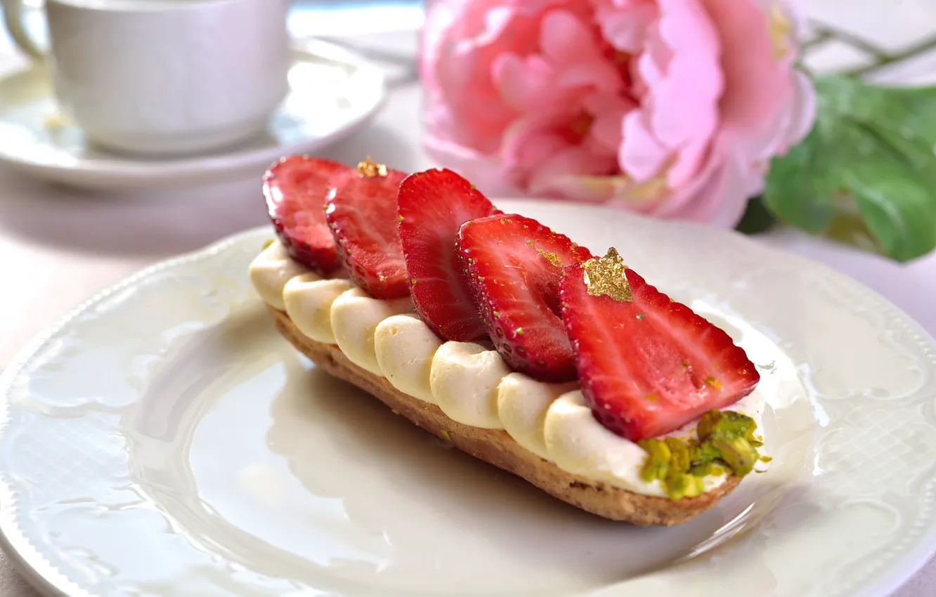 Photo wallpaper strawberry, cake, cream, dessert, Eclair