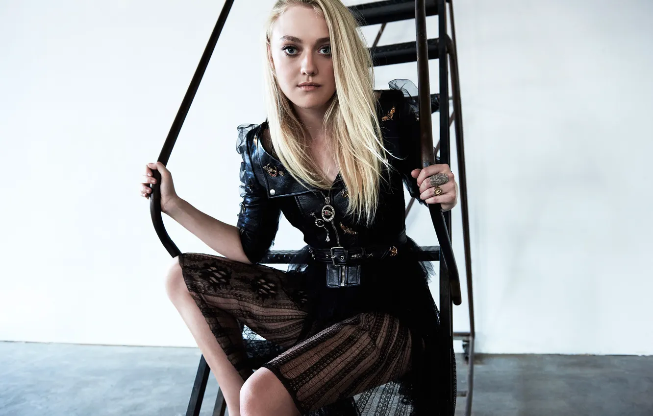 Photo wallpaper look, girl, pose, jacket, ladder, Dakota Fanning