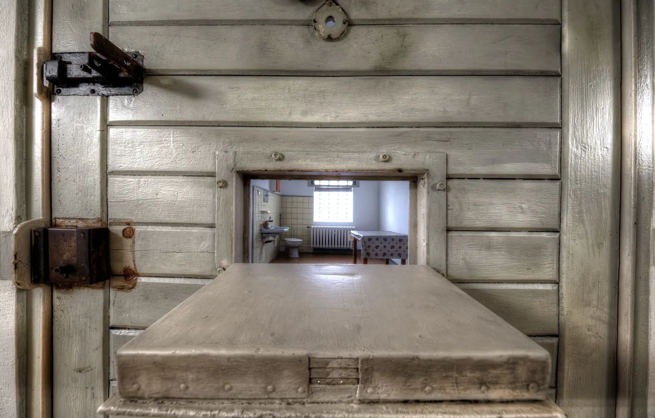 Photo wallpaper camera, the door, prison