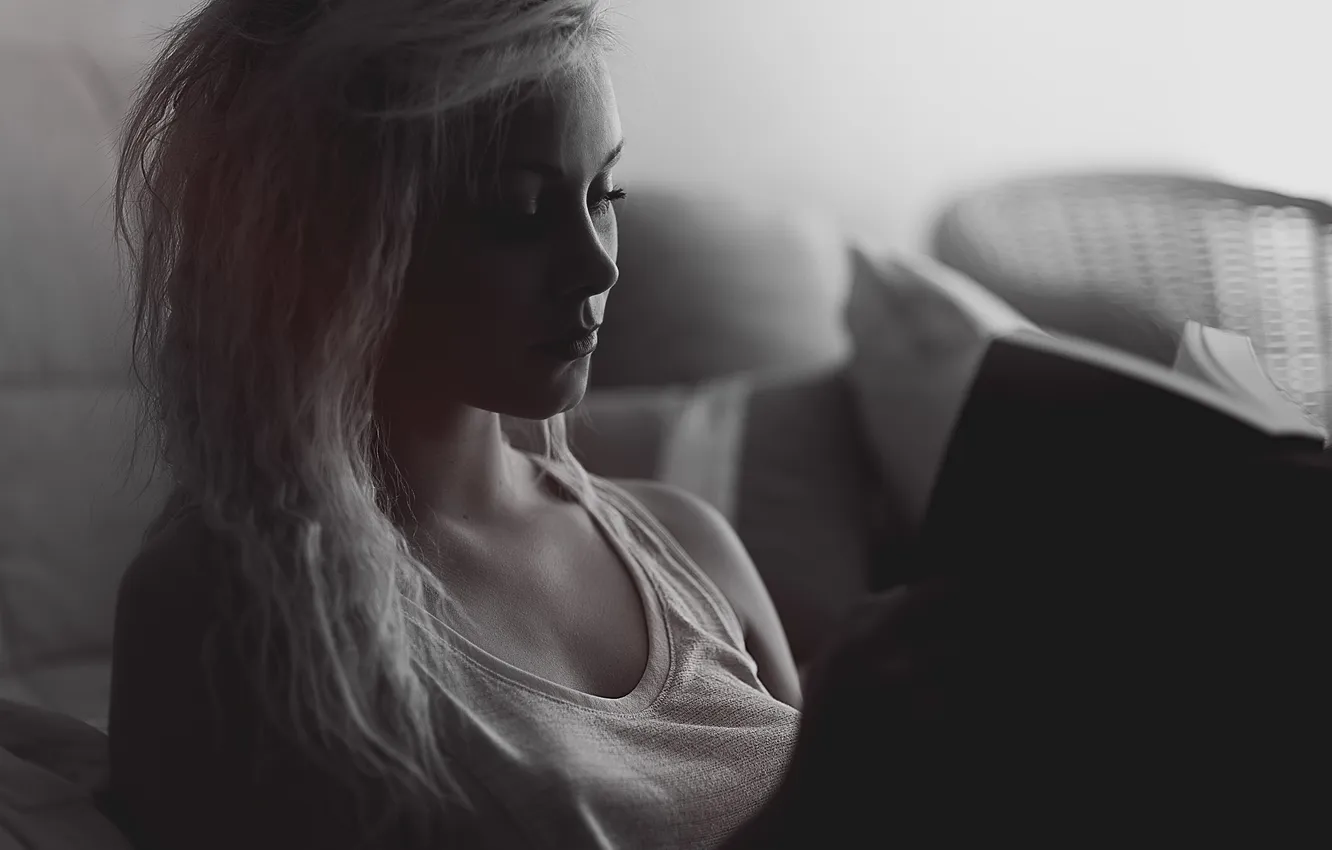 Photo wallpaper girl, face, blonde, book, reads