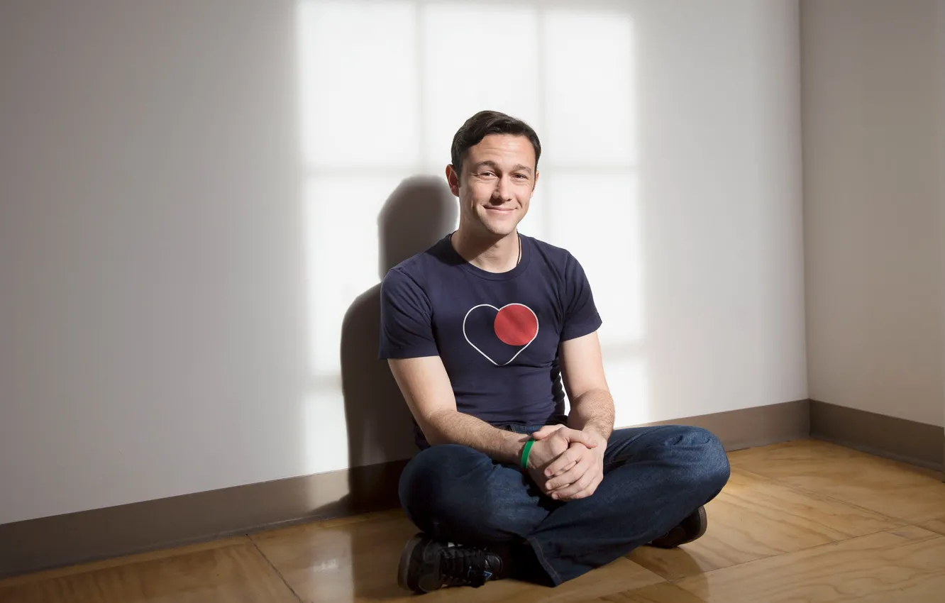 Photo wallpaper pose, smile, jeans, t-shirt, actor, sitting, on the floor, photoshoot