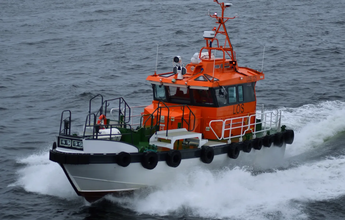 Photo wallpaper boat, On The Go, a pilot