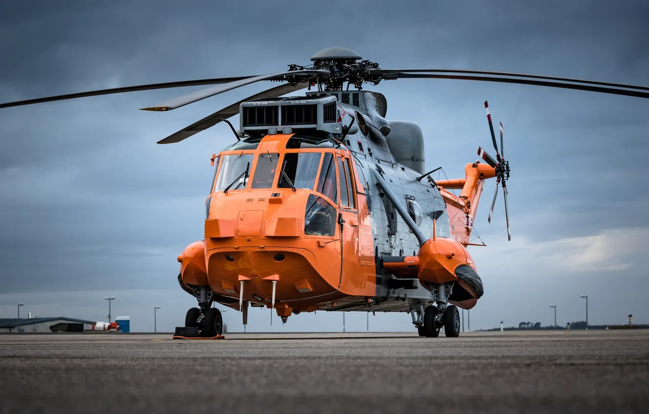 Photo wallpaper helicopter, the airfield, blades, Sea King, Sikorsky S-61