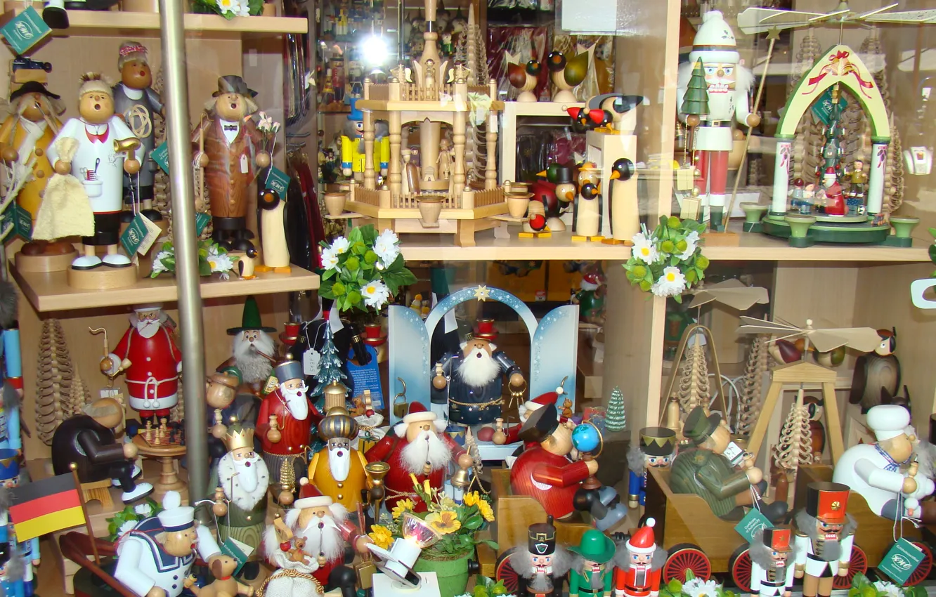 Photo wallpaper glass, Blik, figures, showcase, shelves, souvenir, wooden, Souvenirs