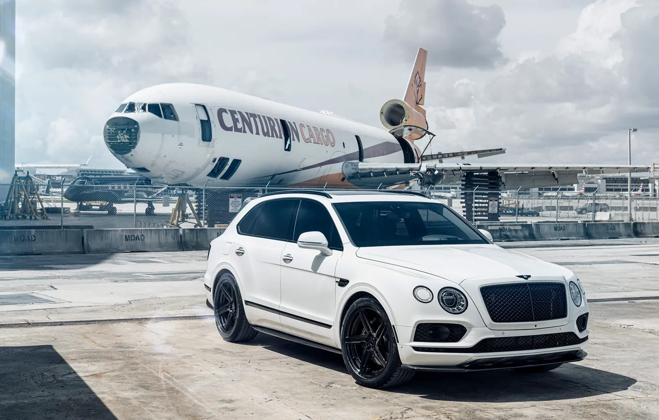 Photo wallpaper Bentley, White, New, VAG, Aircraft, 2017, Bentayga