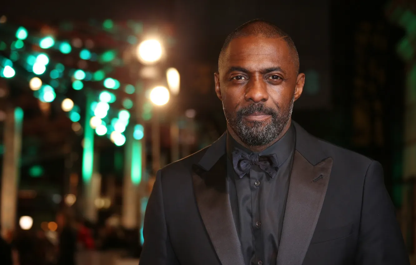 Photo wallpaper look, night, lights, portrait, costume, beard, actor, bokeh