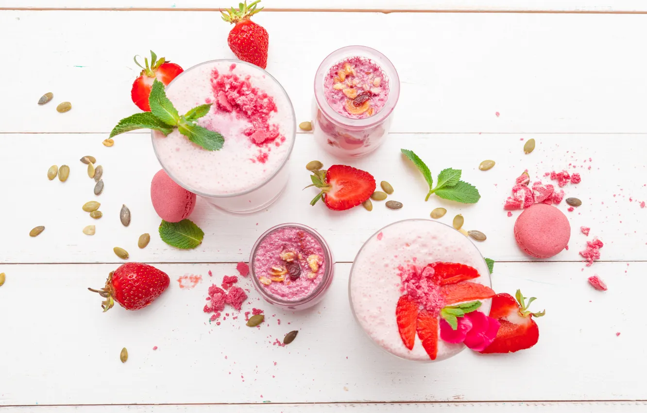 Photo wallpaper berries, strawberry, yogurt, oatmeal, Bondarenko Rimma