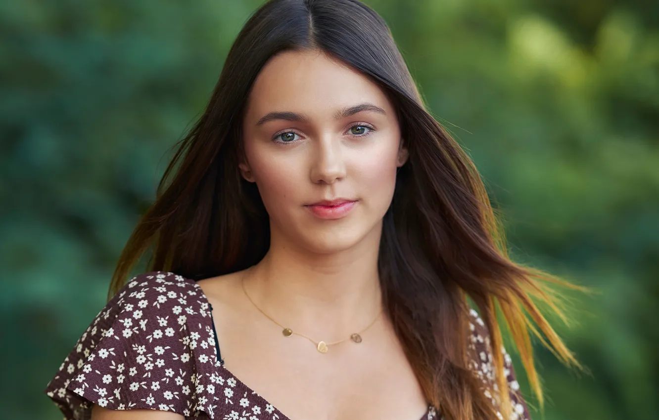 Photo wallpaper summer, look, girl, nature, face, photo, hair, brown hair