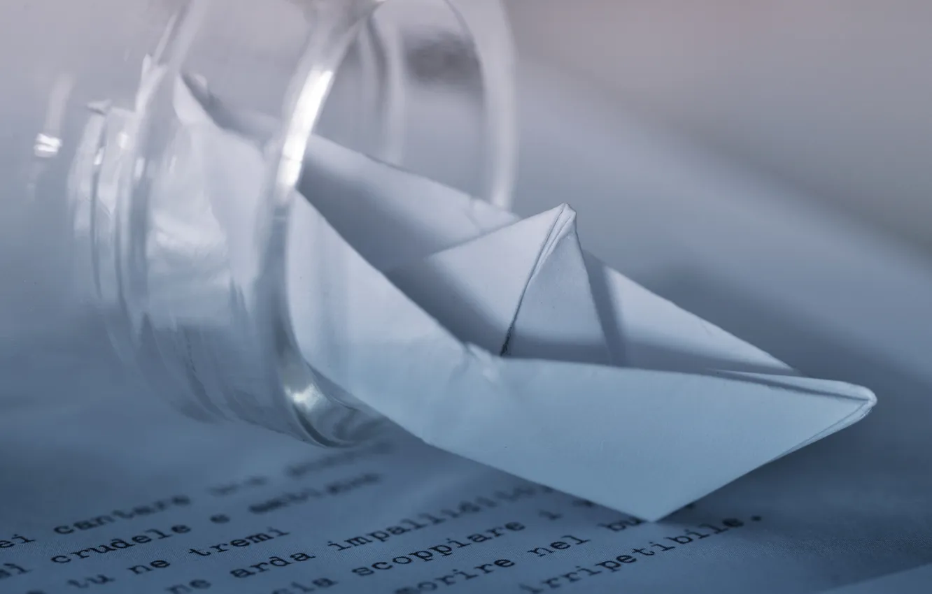 Photo wallpaper macro, Bank, boat