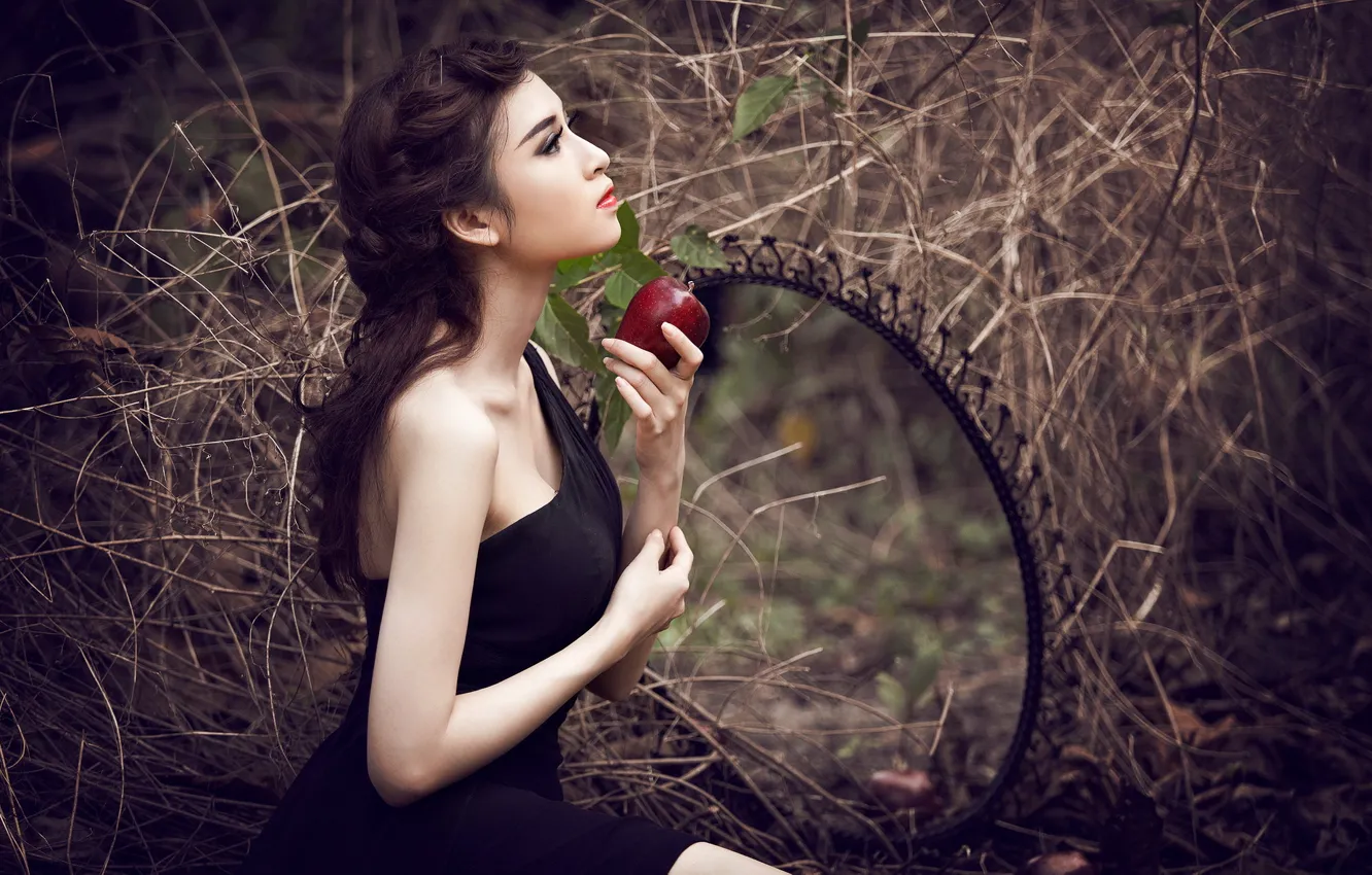 Photo wallpaper Apple, mirror, Model, Miki Nguyen