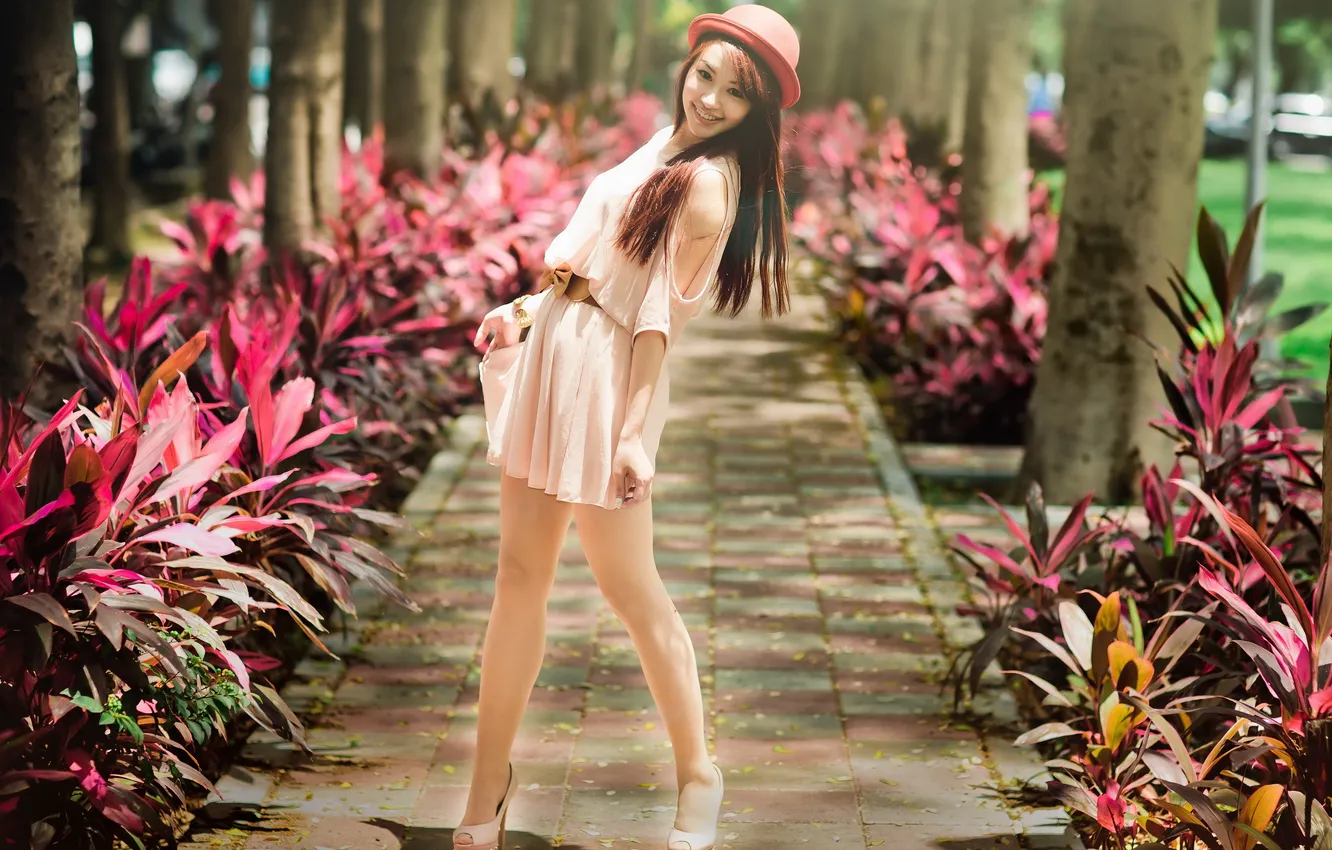 Photo wallpaper summer, girl, street