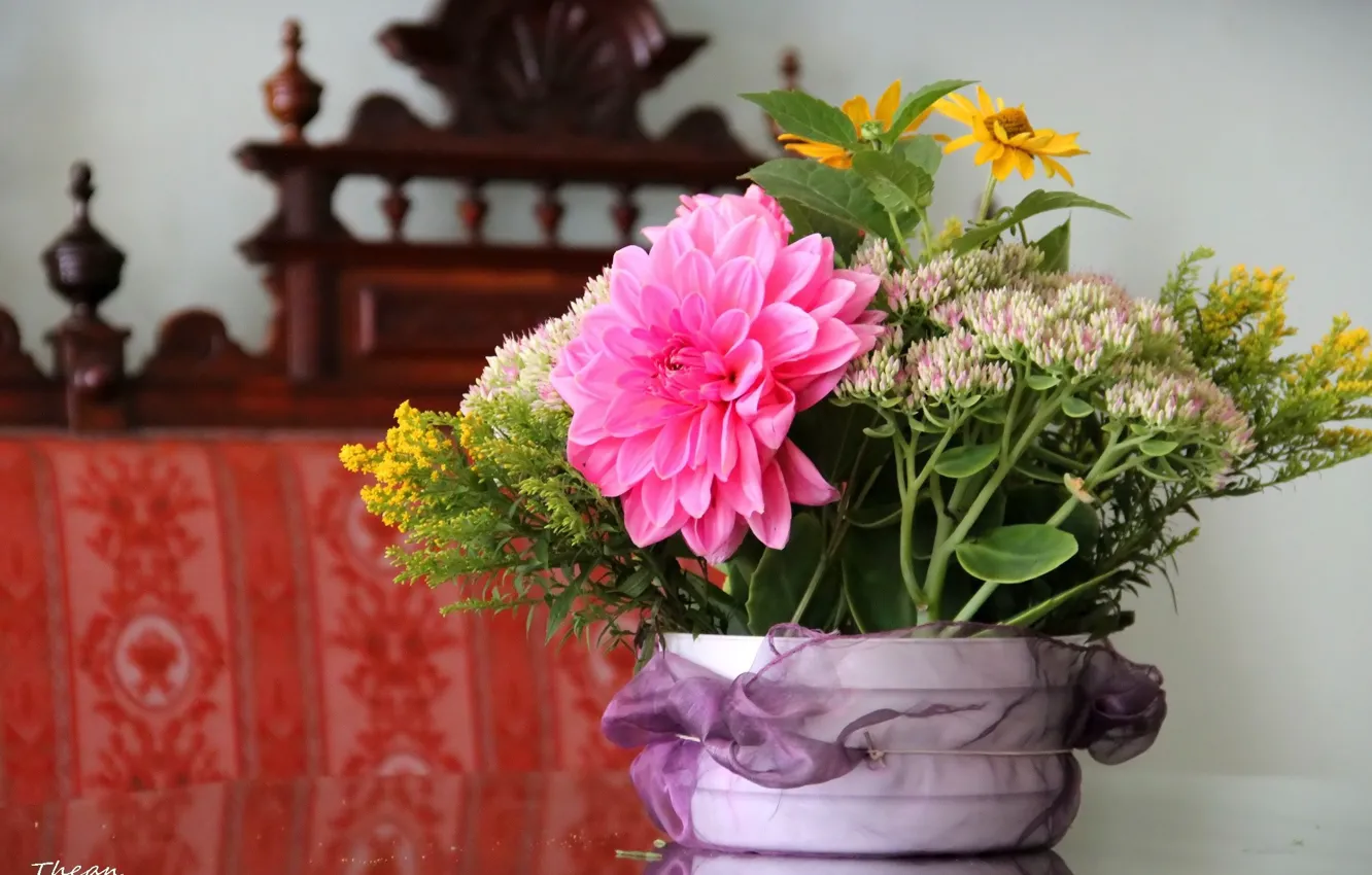 Photo wallpaper flowers, bouquet, A pot of Flowers