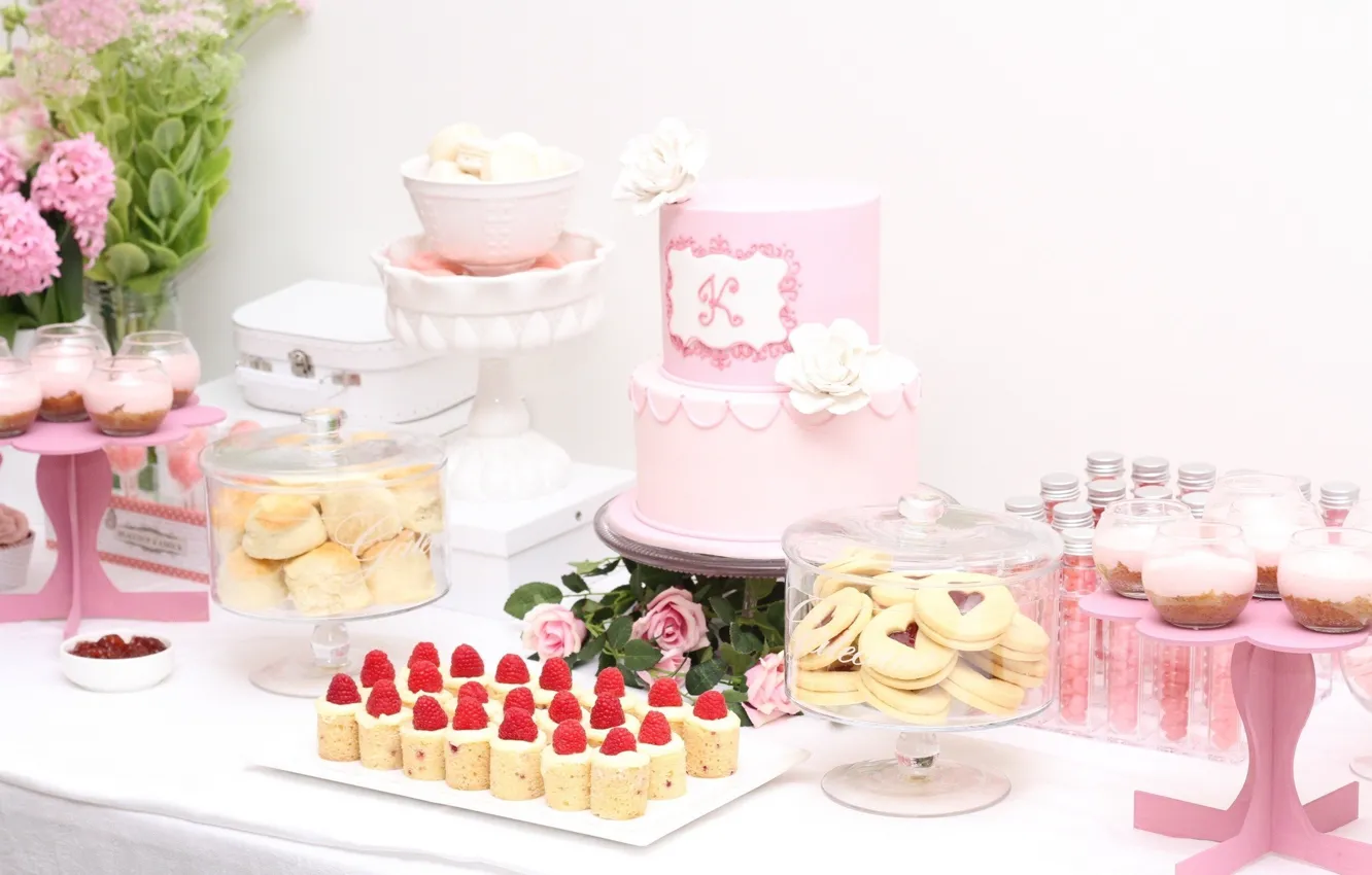 Photo wallpaper pink, birthday, roses, candy, cake, cake, dessert, cupcakes