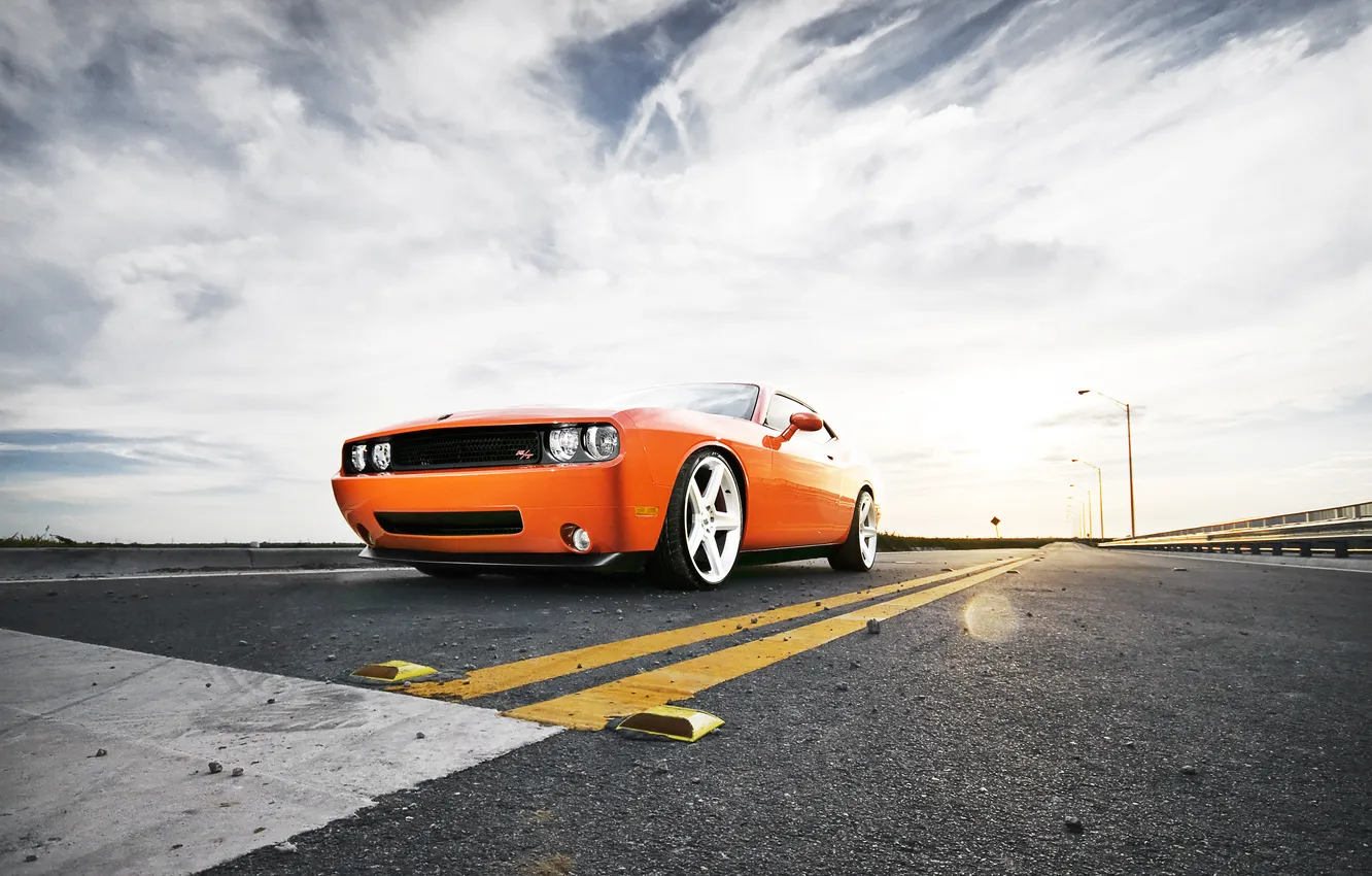 Photo wallpaper Challenger, orange, Option5