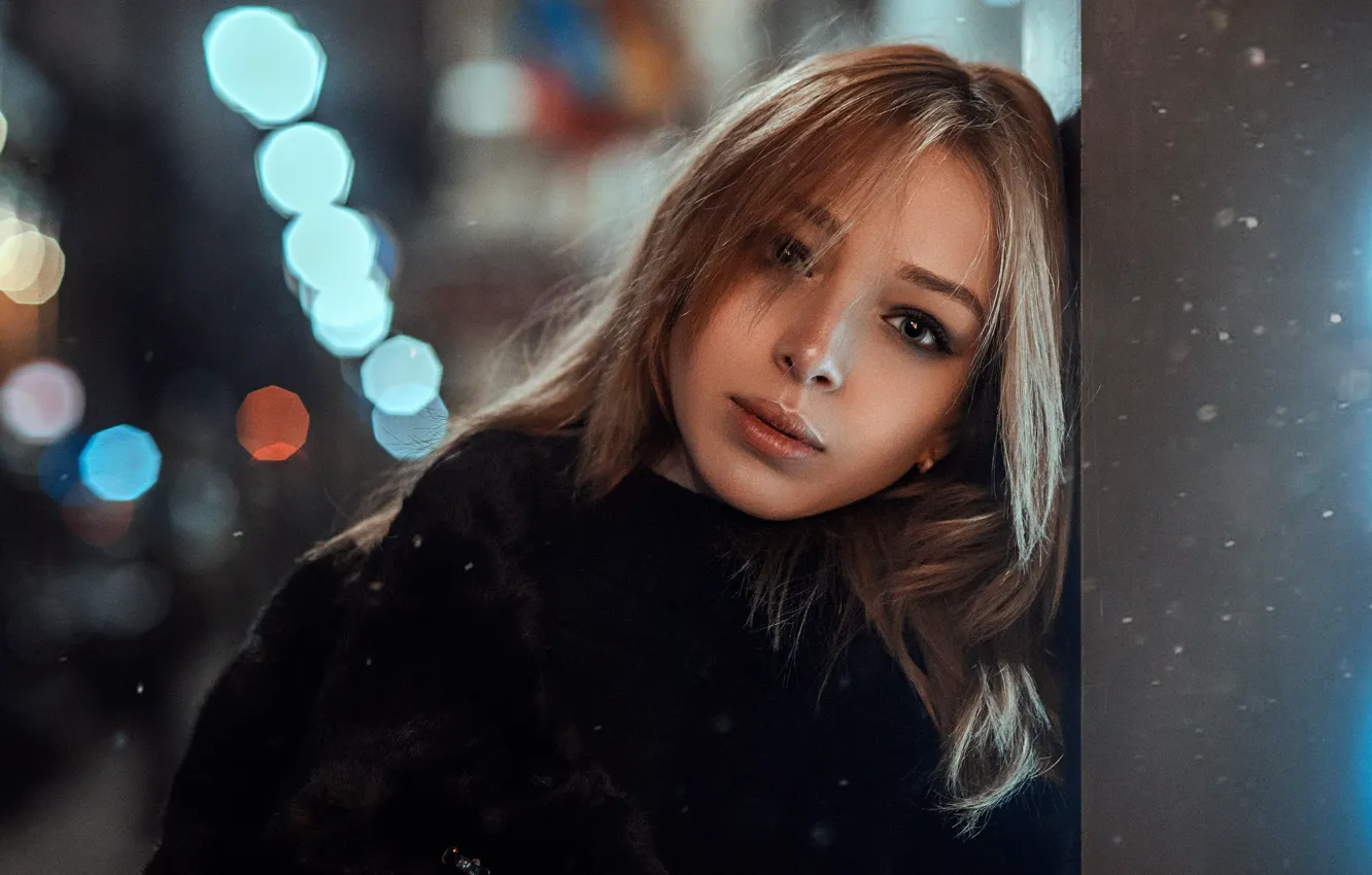 Photo wallpaper coat, sponge, Masha, Maria Milevskaya