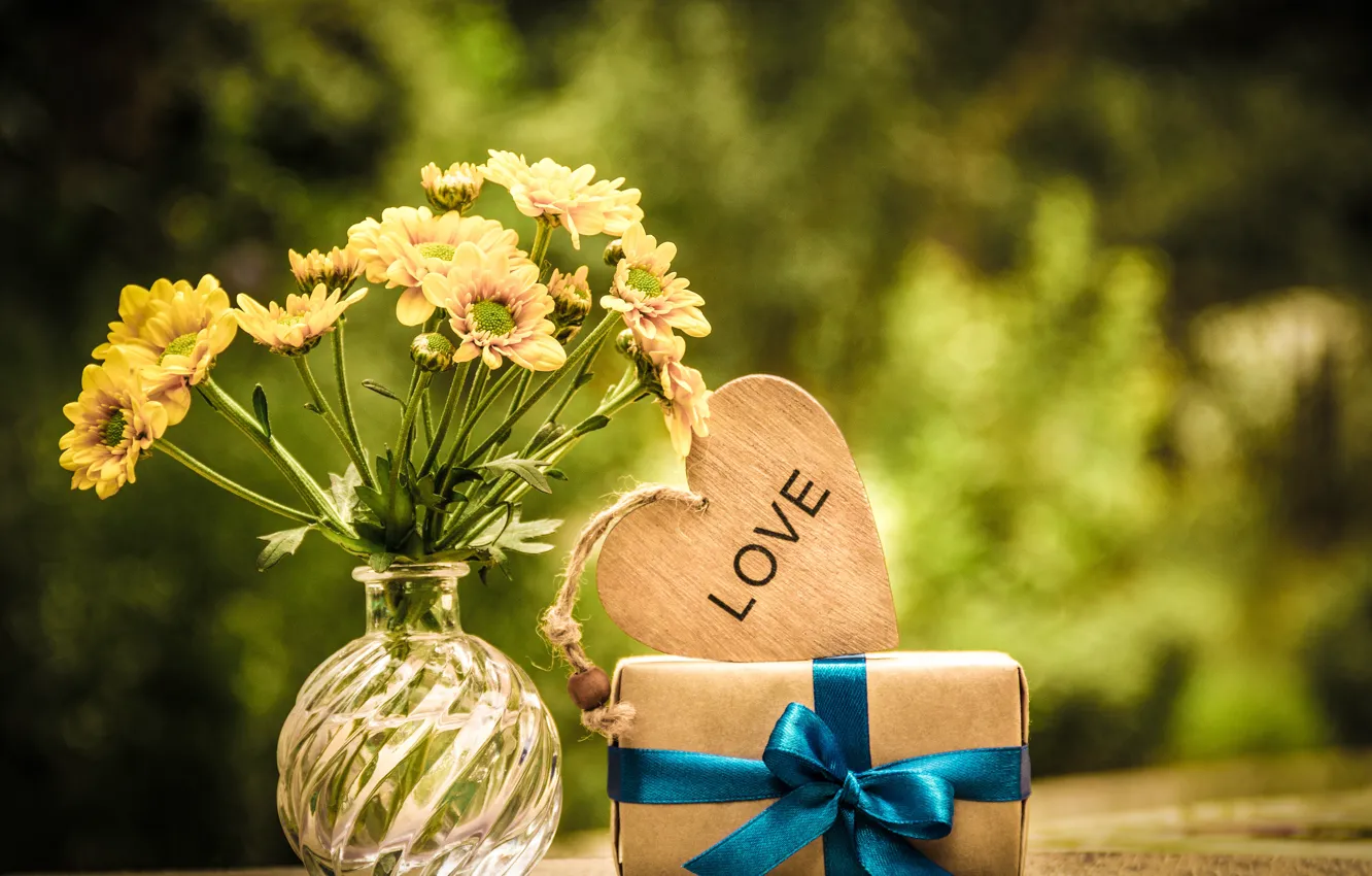 Photo wallpaper nature, table, gift, heart, bouquet, yellow, vase