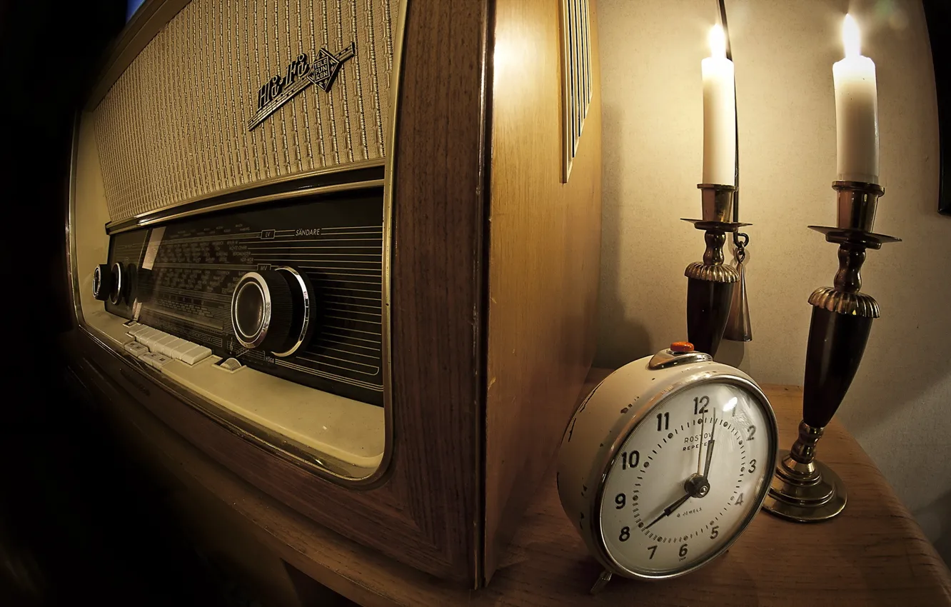 Photo wallpaper watch, radio, receiver