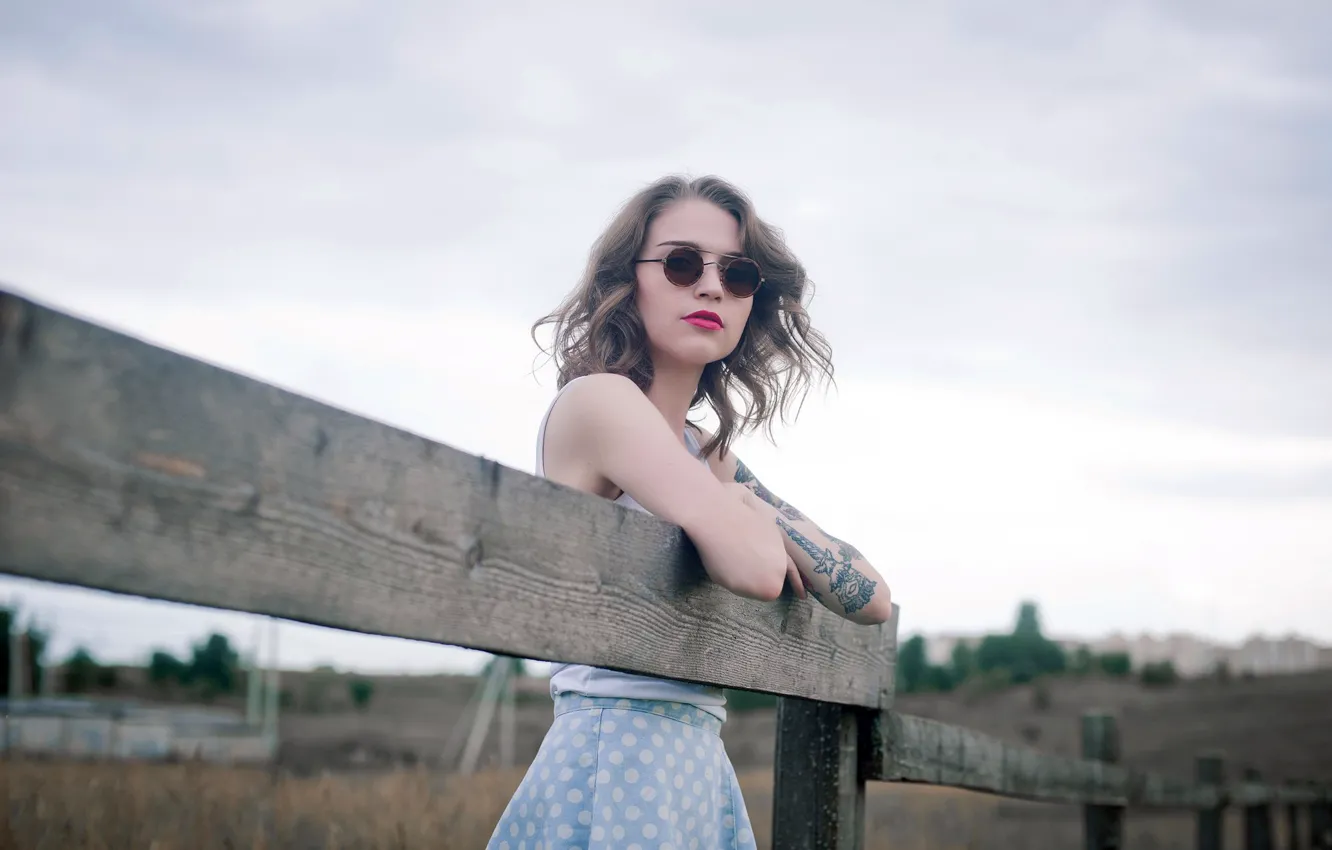 Photo wallpaper nature, the fence, tattoo, glasses, model, tattoo artist, Sasha Unisex