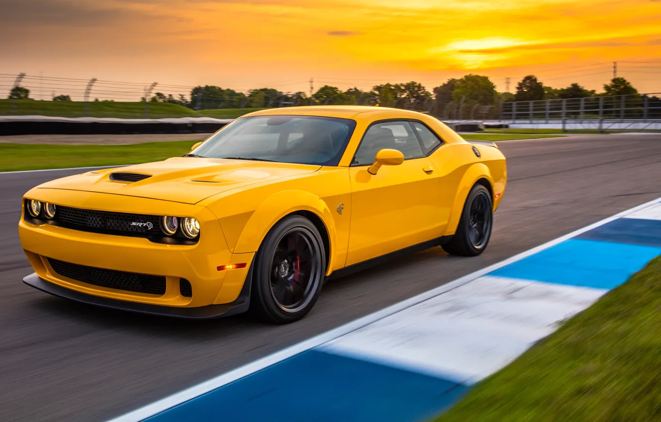 Photo wallpaper Dodge, Challenger, racing track, 2018, Hellcat, SRT, Widebody