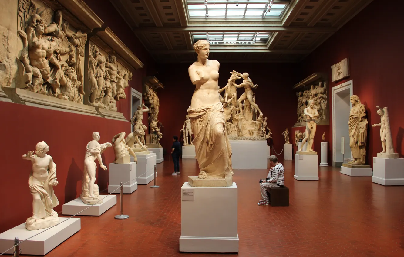 Photo wallpaper Girl, Moscow, Statues, Copy, Sculpture, The Pushkin State Museum, Alexandros of Antioch, Alexandros of Antioch