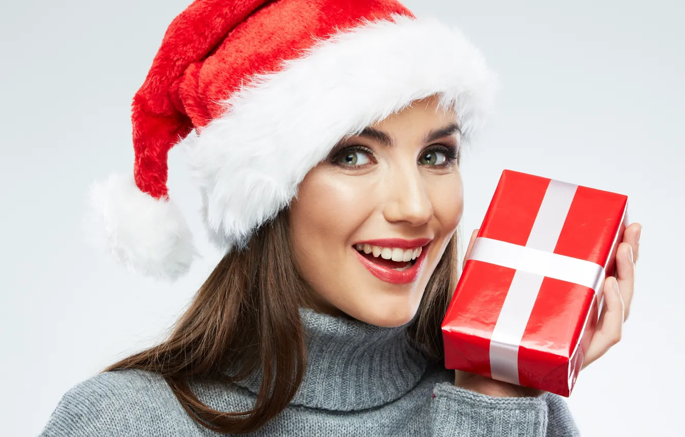 Photo wallpaper look, girl, joy, smile, box, gift, brown hair, cap