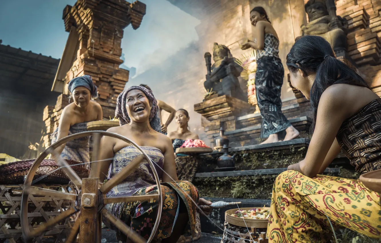 Photo wallpaper National Geographic Partners, people, village