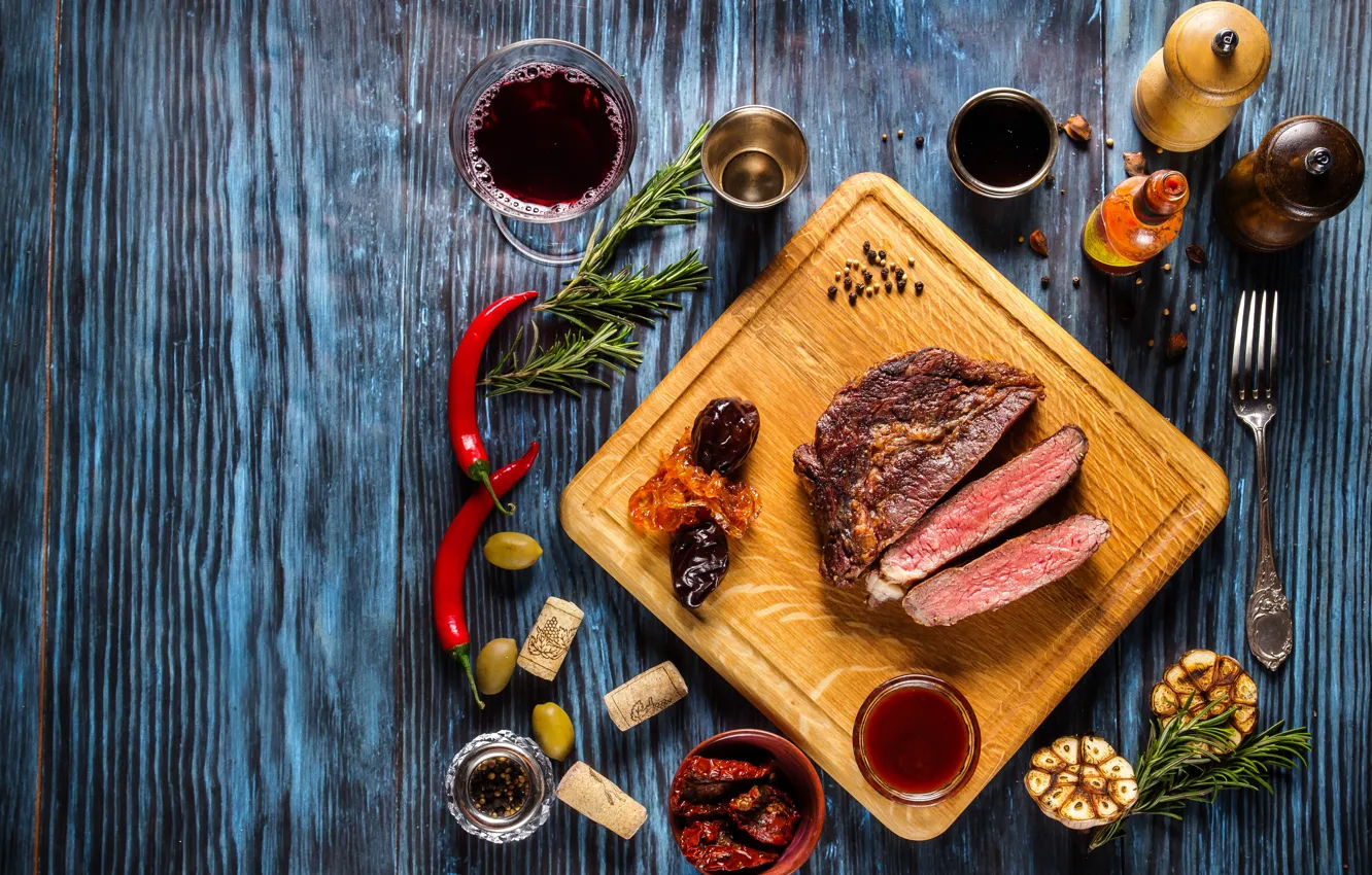Photo wallpaper greens, wine, meat, sauce, wood, Chile, spices, meat
