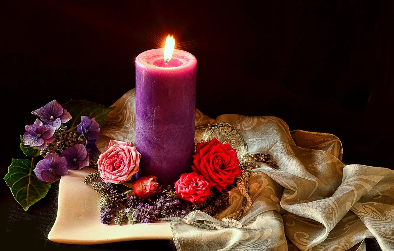 Photo wallpaper darkness, Shine, roses, candles