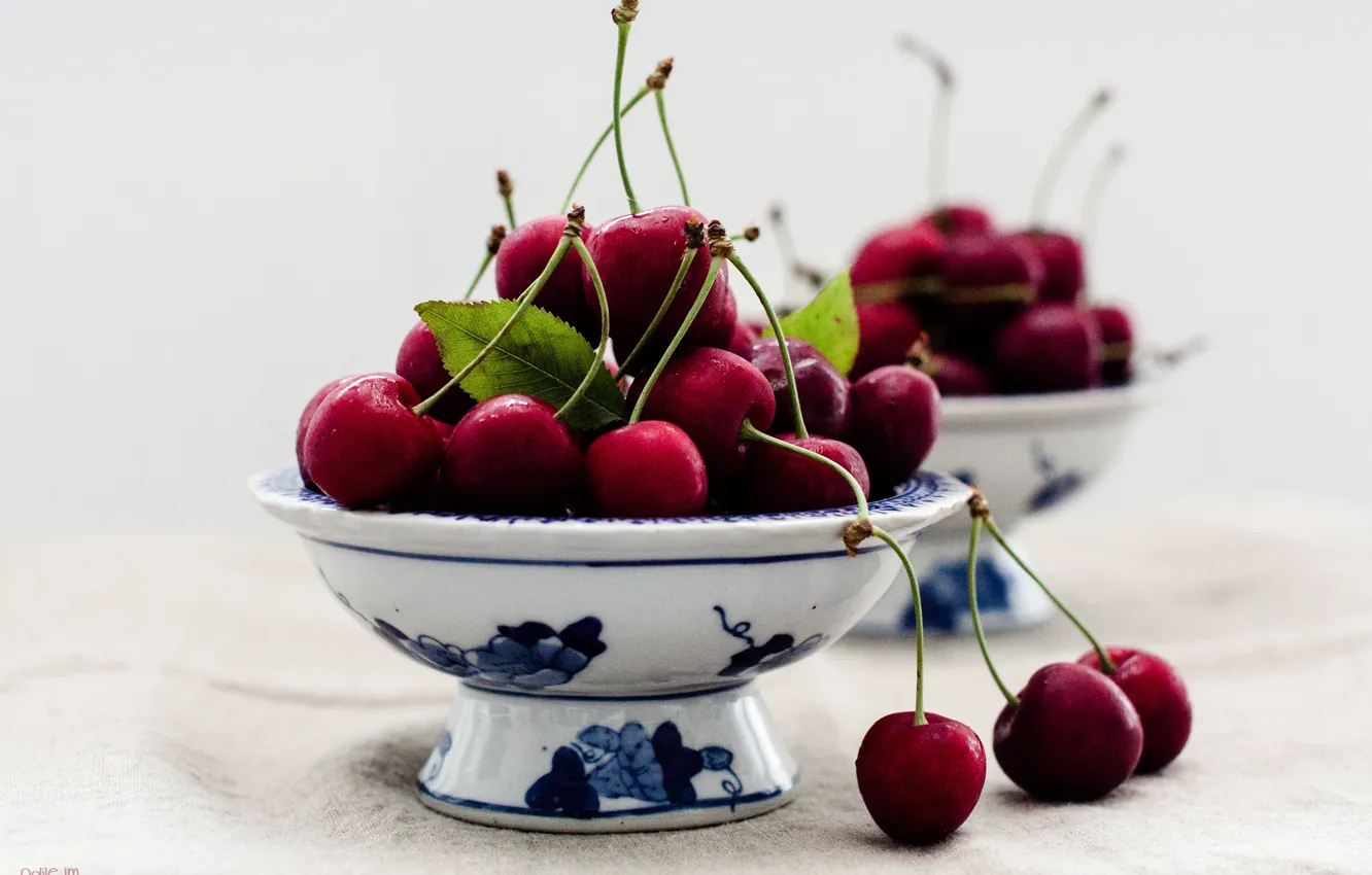 Photo wallpaper macro, berries, cherry