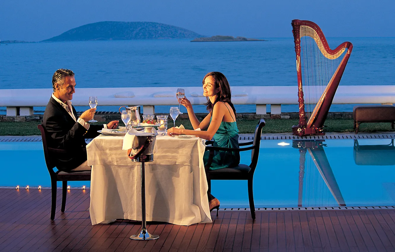 Photo wallpaper sea, romance, glass, the evening, candles, pool, Greece, pair