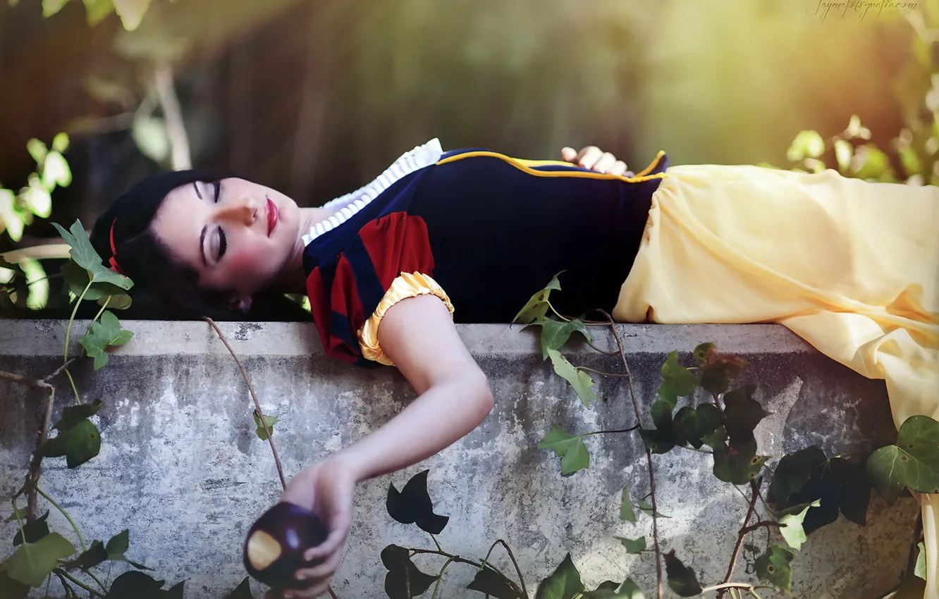 Photo wallpaper girl, background, apples