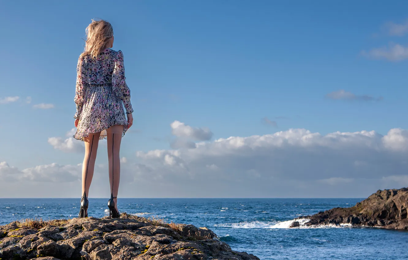 Photo wallpaper sea, feet, dress, blonde, back, tights