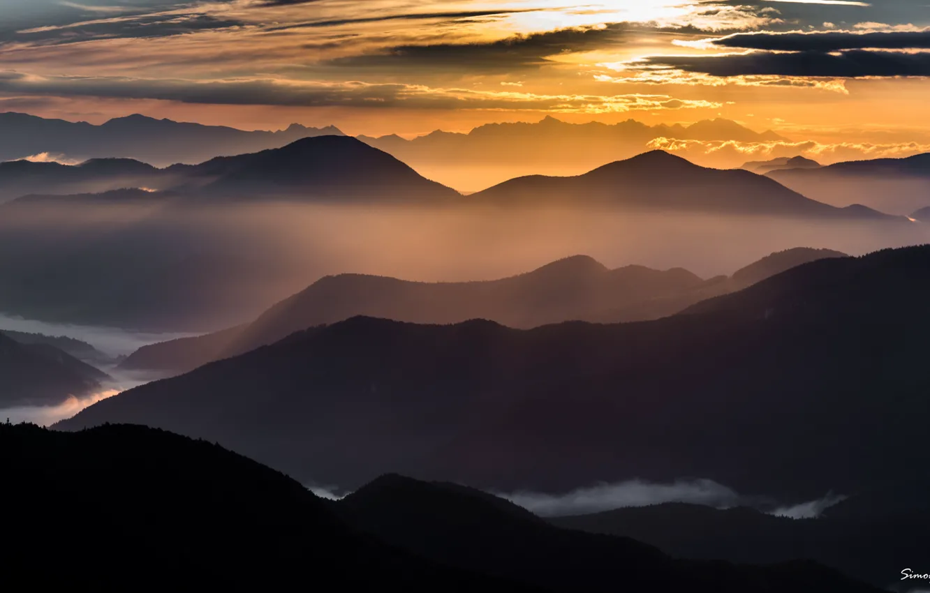 Photo wallpaper mountains, morning, fog.dawn