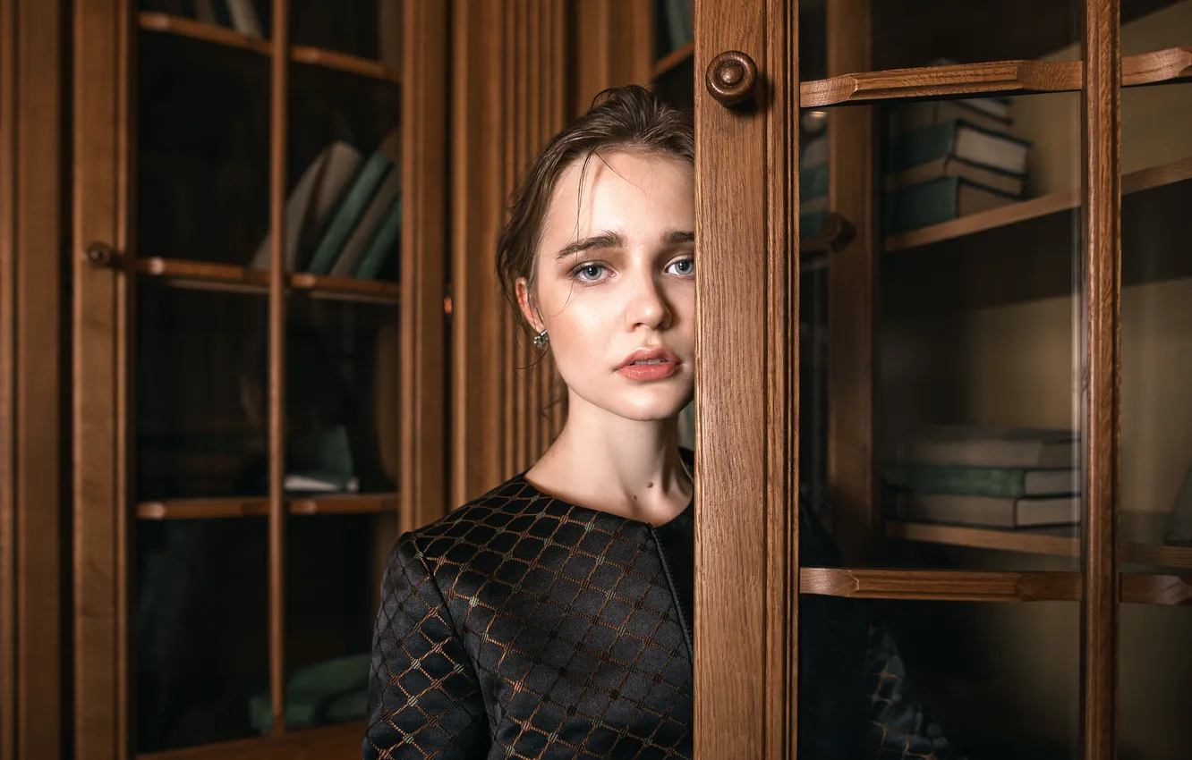 Photo wallpaper look, book, sponge, Nika, Tatiana Mercalova