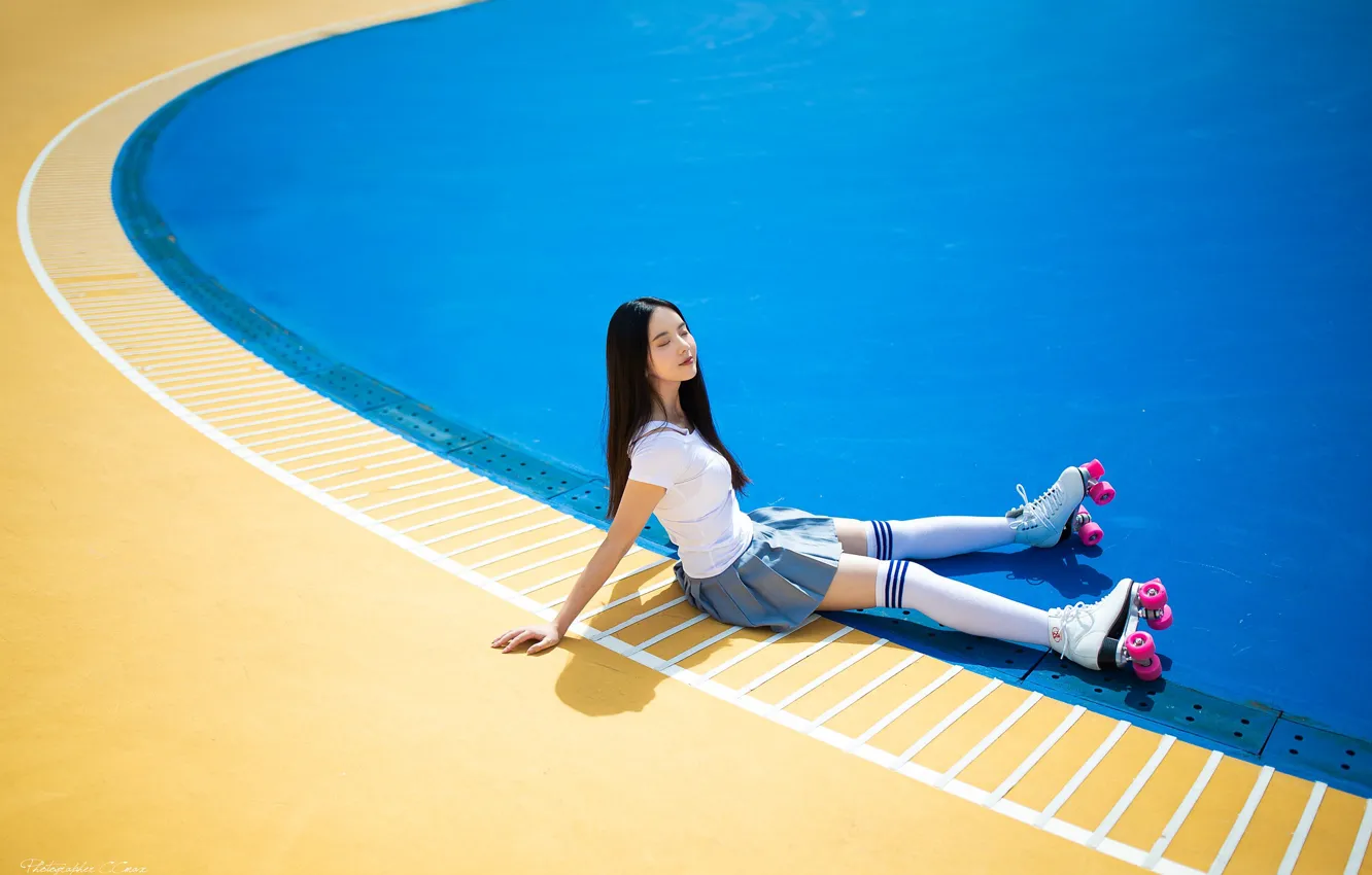 Photo wallpaper face, legs, sitting, hair, skirt, girl, summer, videos