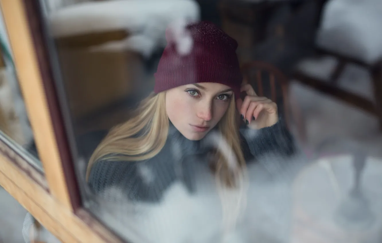 Photo wallpaper girl, green eyes, long hair, photo, photographer, model, window, blonde