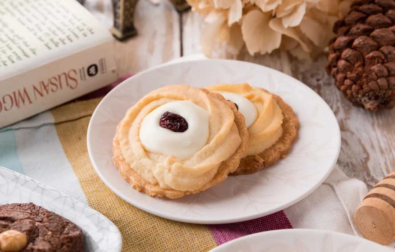 Photo wallpaper cookies, cream, cakes