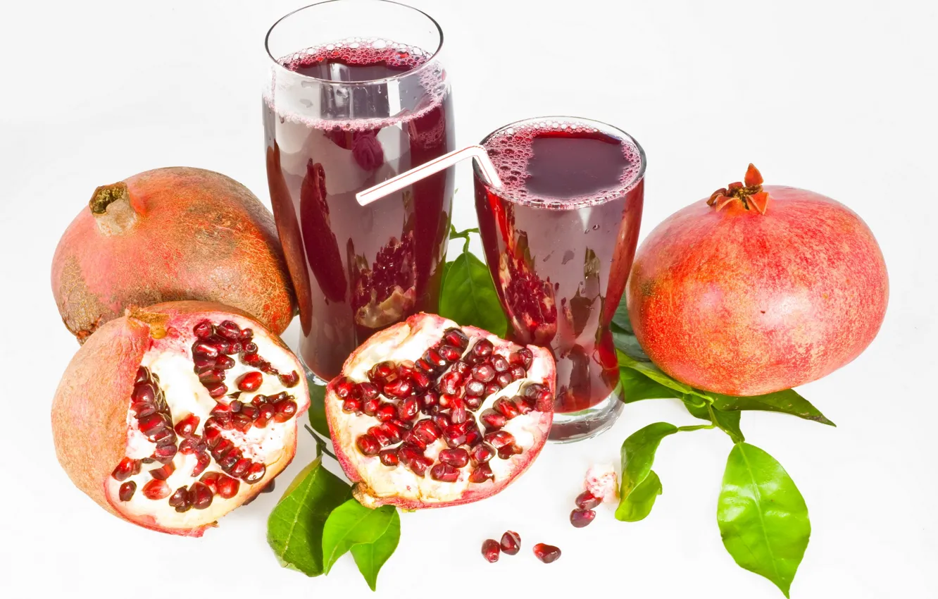 Photo wallpaper glass, juice, garnet, granat, sok