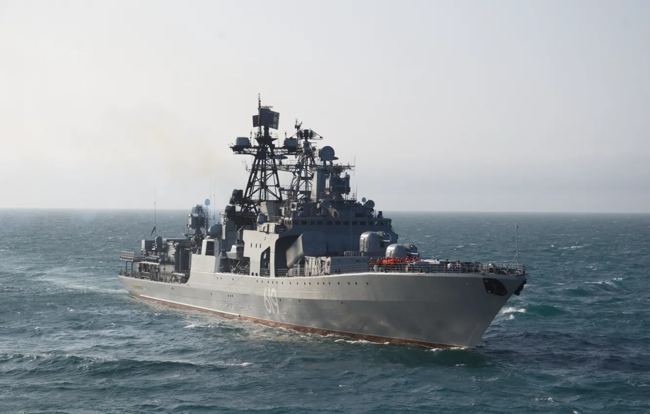 Photo wallpaper ship, large, anti-submarine, Severomorsk