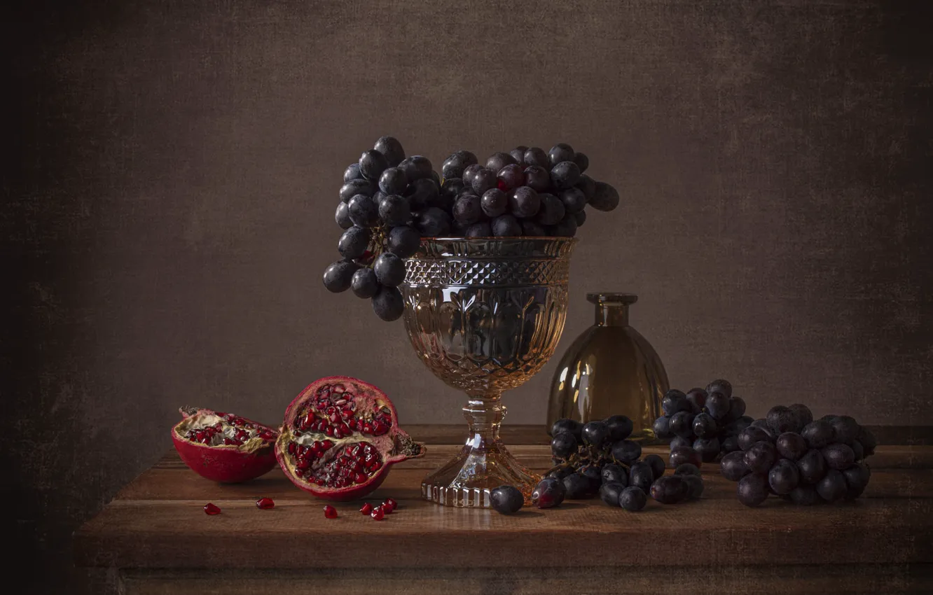 Photo wallpaper glass, the dark background, table, grapes, fruit, still life, items, garnet