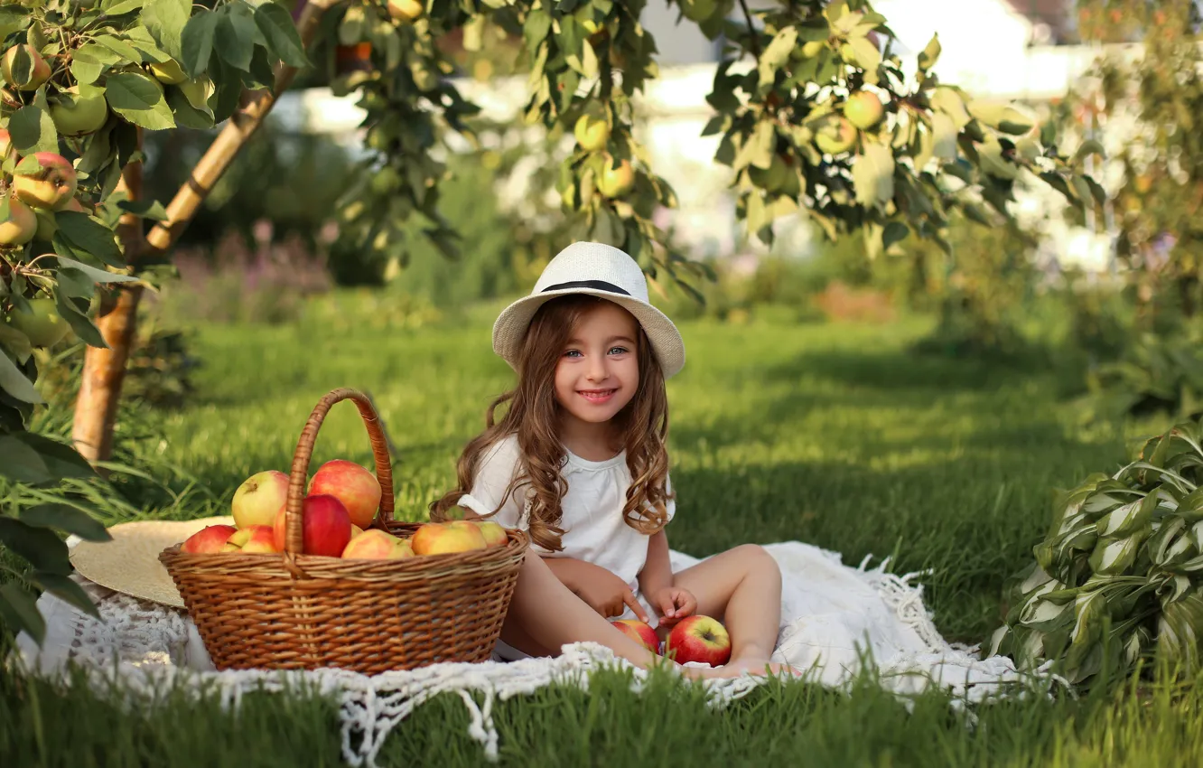 Photo wallpaper smile, apples, girl