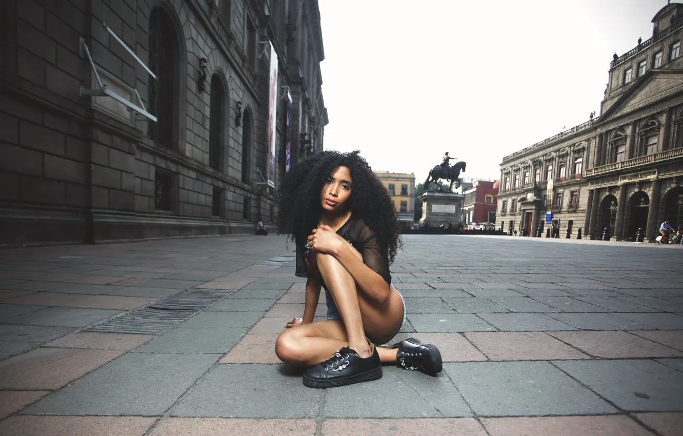 Photo wallpaper girl, the city, street