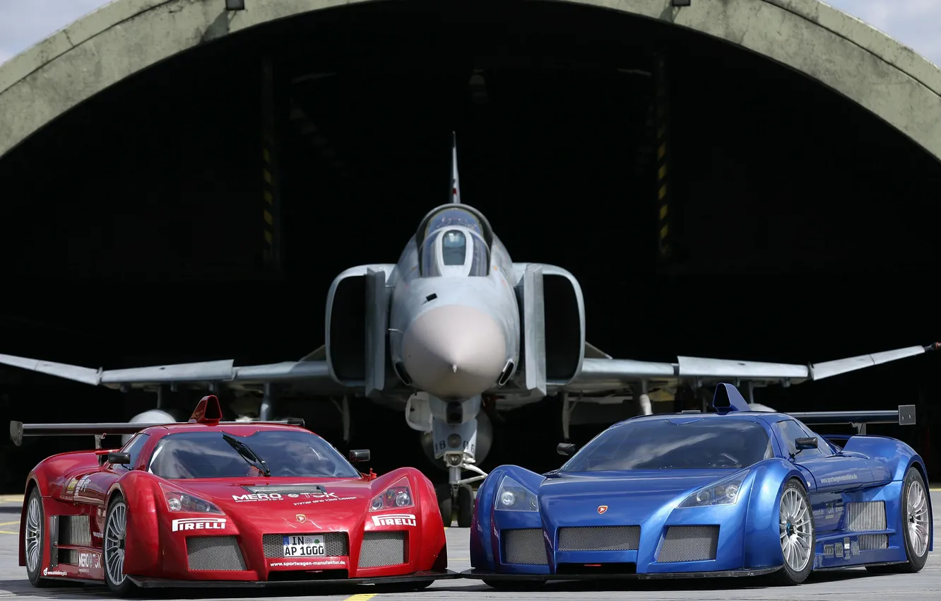 Photo wallpaper fighter, hangar, Gumpert, company, Apollo, stickers, Pirelli, label