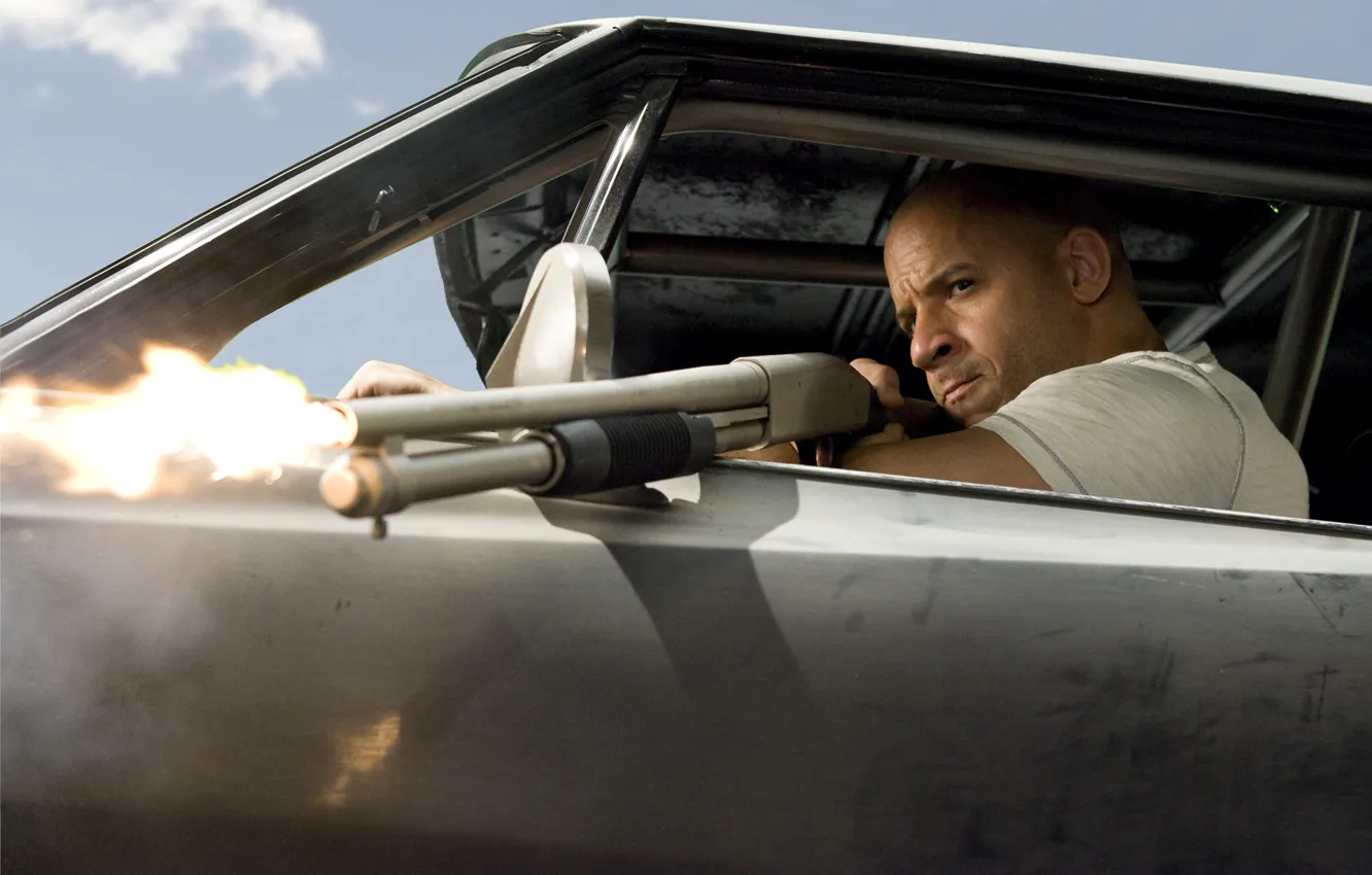 Photo wallpaper weapons, man, actor, VIN Diesel, shotgun, Vin Diesel, The fast and the furious 4, Dominic …