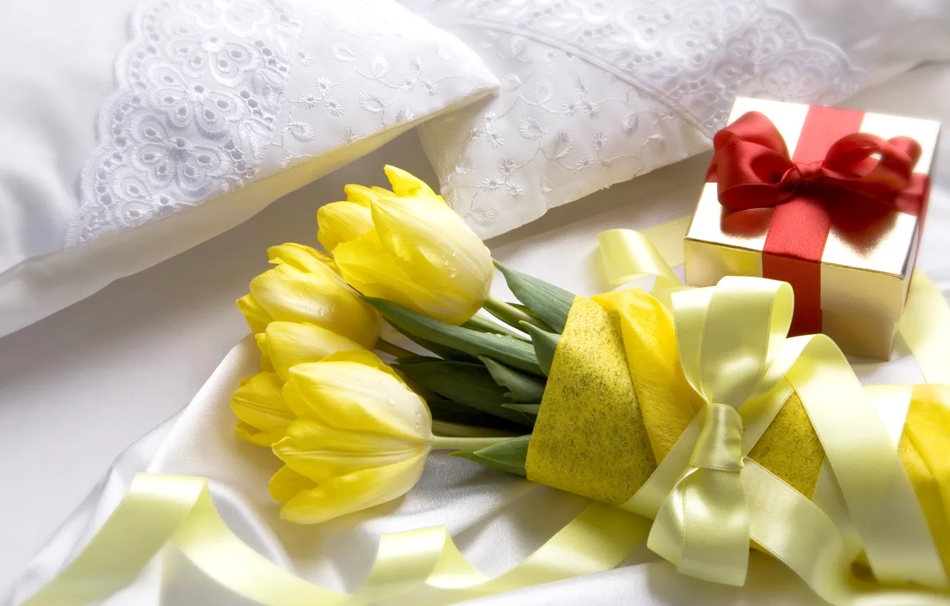 Photo wallpaper flowers, gift, bouquet, yellow, tape, tulips, box