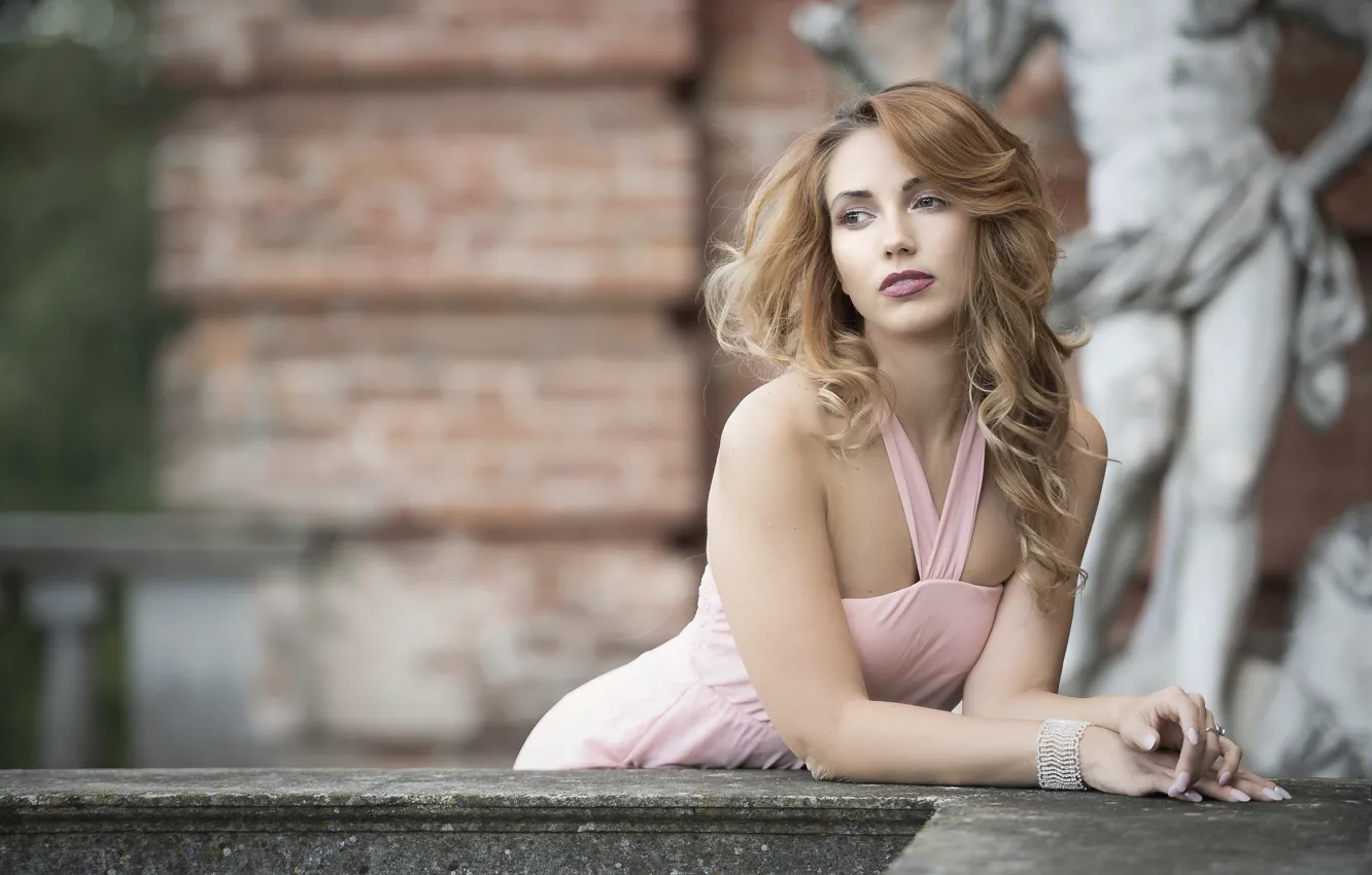 Photo wallpaper face, background, model, hair, dress, Deborah